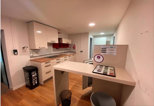 À Vendre ? Bâtiment Commercial Indépendant - Toulouse