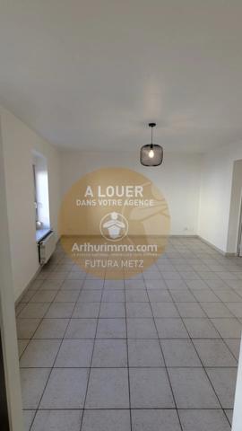 Location Appartement 3 pièces 61 m2 à Manom