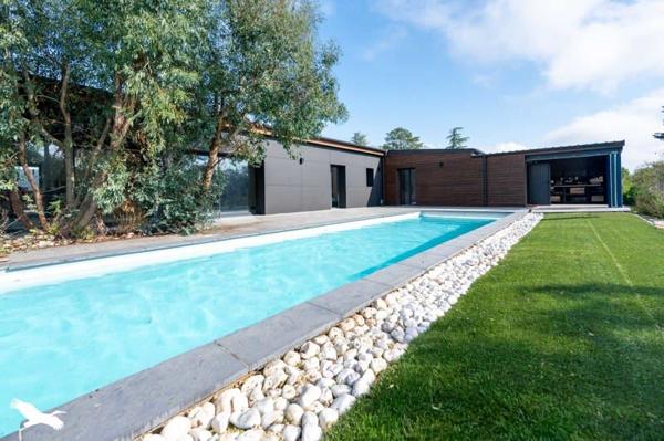 Maison à vendre |  Saint-Doulchard |  6 pièces | 168 m²