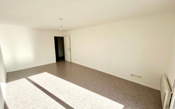 Appartement à vendre    2 pièces • 48 m2 Saint-Vincent-de-Tyrosse