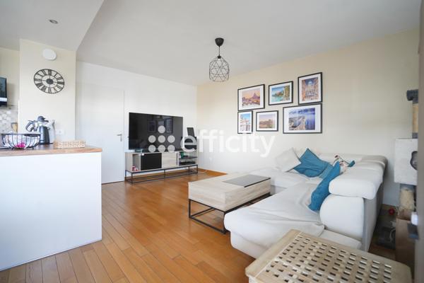 Appartement 4 pièces - 90 m² Exclusivité efficity