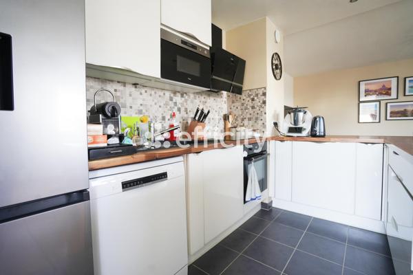 Appartement 4 pièces - 90 m² Exclusivité efficity