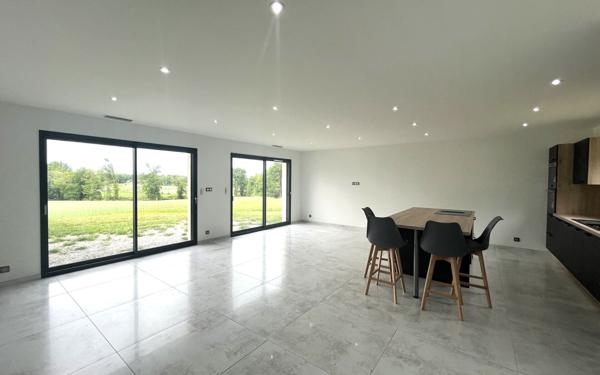 Maison à louer    4 pièces •  Aureil
