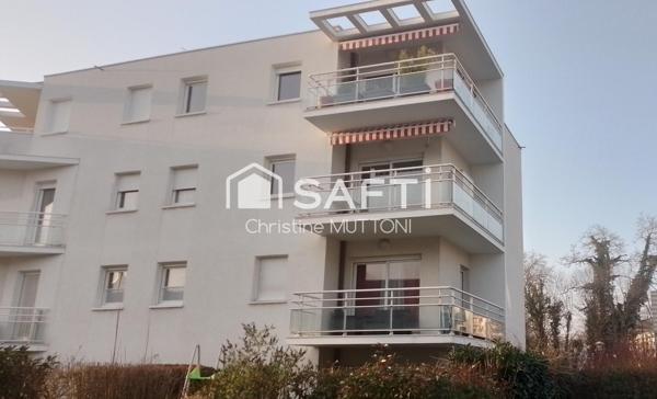 Rumilly T3 de 72 m2  refait à NEUF ! Avec terrasse, cave, garage, et place de parking privative !