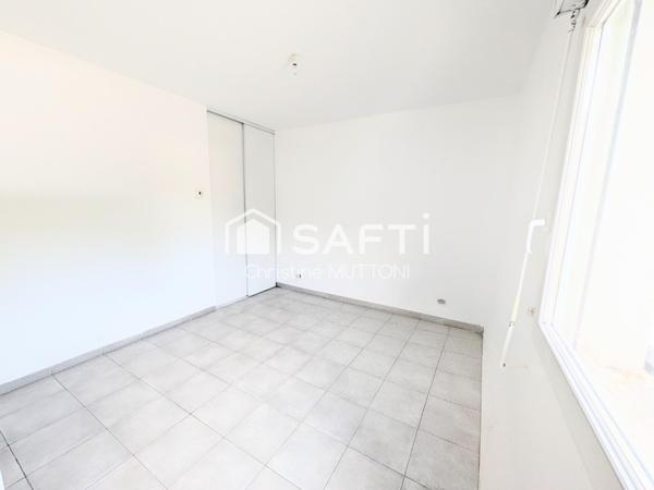 Rumilly T3 de 72 m2  refait à NEUF ! Avec terrasse, cave, garage, et place de parking privative !