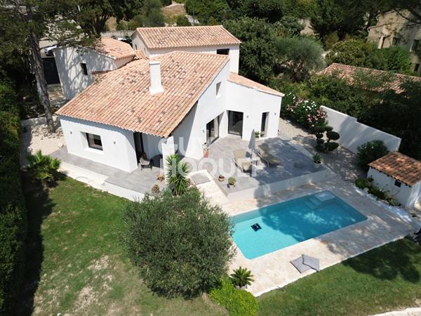 Maison d'exception à vendre à Les Angles 838.000 