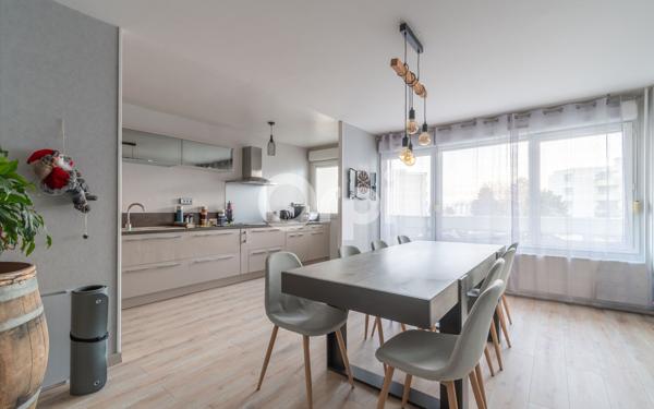 Appartement à vendre    3 pièces • 78 m2 Reims