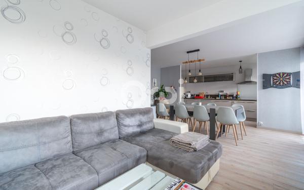 Appartement à vendre    3 pièces • 78 m2 Reims