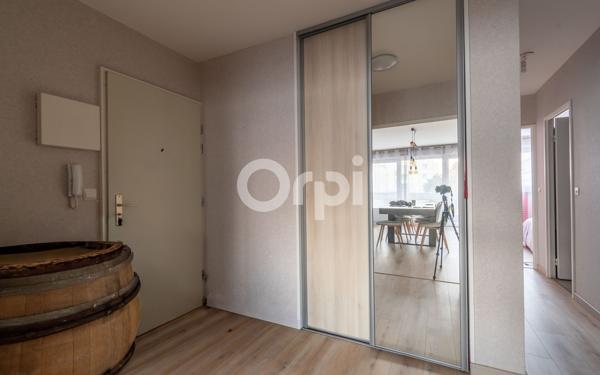Appartement à vendre    3 pièces • 78 m2 Reims
