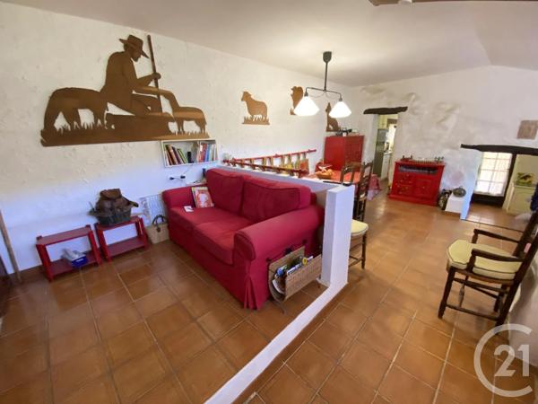 Maison à vendre  6 pièces - 100 m 2   LA GARDE FREINET  - 83