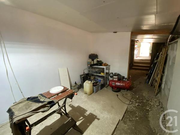 Maison à vendre  6 pièces - 100 m 2   LA GARDE FREINET  - 83