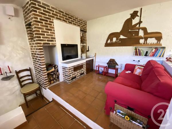 Maison à vendre  6 pièces - 100 m 2   LA GARDE FREINET  - 83
