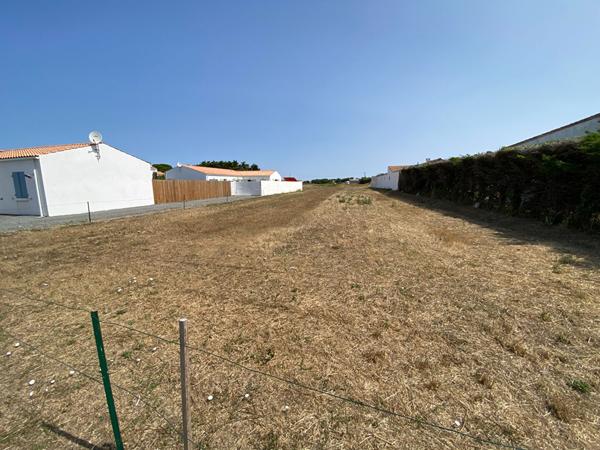 SAINT DENIS - Terrain à bâtir - 425 m²