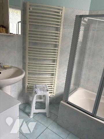 TOURNON Nord-Très belle villa de 161m² sur les hauteurs avec vue dégagée sur une parcelle de 1099m².