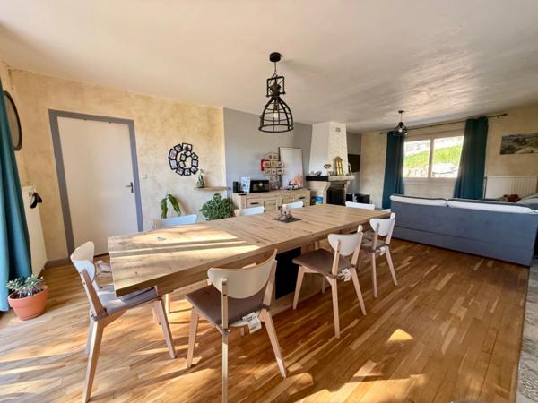 Maison individuelle de 136 m2, 6 pièces  UNIEUX (42)- Hauteurs de Côte Quart