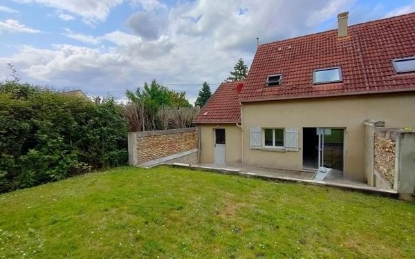 Maison à vendre    3 pièces •  Rozay-en-Brie