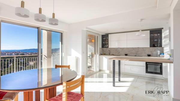 Superbe F3 avec belle vue mer