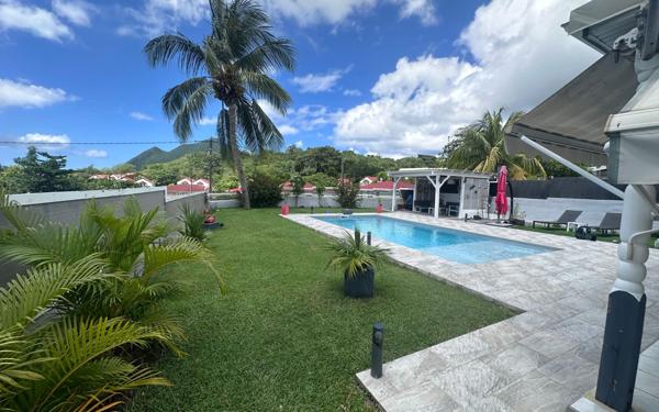 Maison à vendre    5 pièces •  Le Diamant