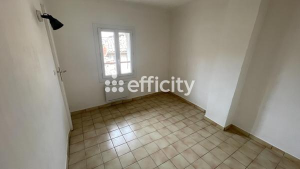 Appartement
         3 pièces
        - 40 m² Exclusivité 74 000 € *