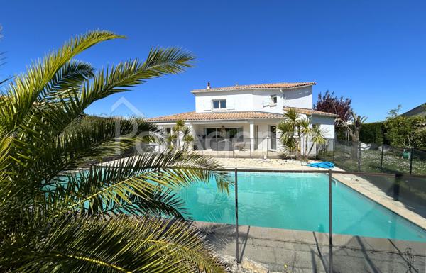 Maison d'architecte avec piscine
