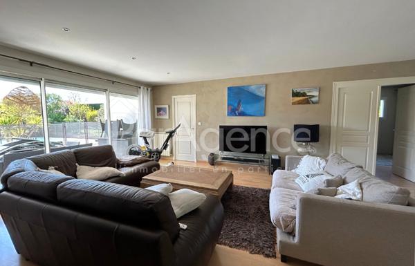 Maison d'architecte avec piscine