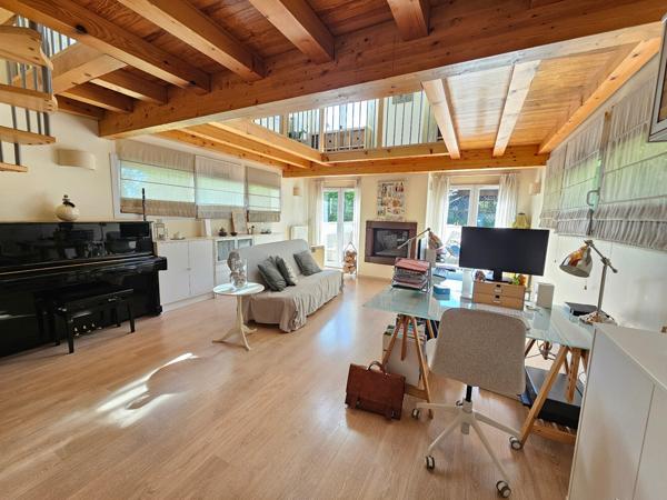 MAGNIFIQUE MAISON DE 209 m²