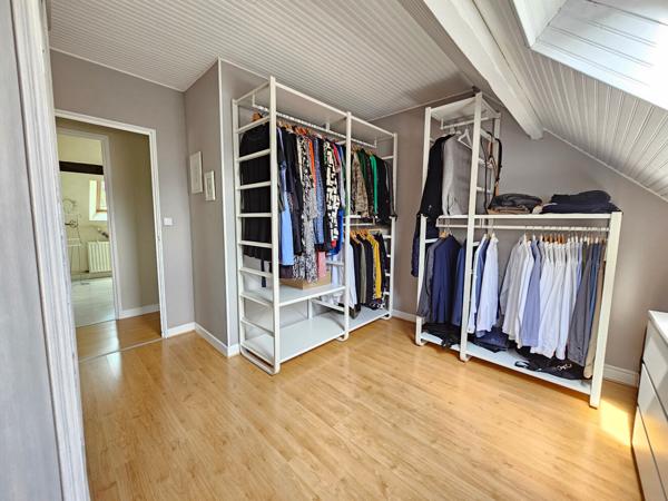 MAGNIFIQUE MAISON DE 209 m²