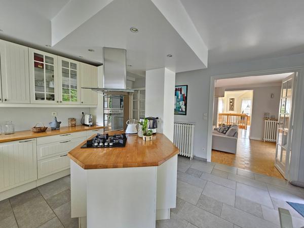 MAGNIFIQUE MAISON DE 209 m²