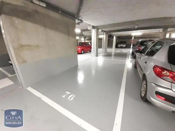 Parking à louer Maisons-Alfort (94700)