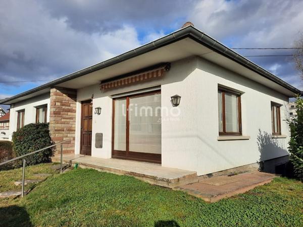 Chaleureuse maison de plain-pied de 134 m² env. sur 8,64 ares