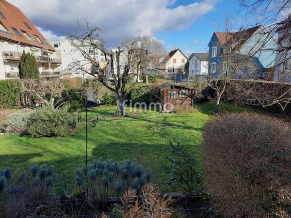 Chaleureuse maison de plain-pied de 134 m² env. sur 8,64 ares