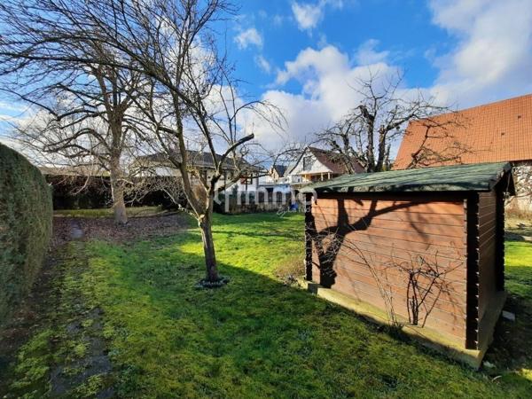 Chaleureuse maison de plain-pied de 134 m² env. sur 8,64 ares