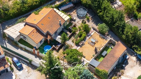 [EXCLUSIVITÉ] Maison de plain-pied + studio indépendant – Terrain plat 906 m² – Proche village d’Éoures