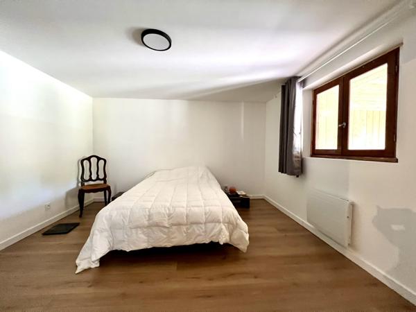 APPARTEMENT T3 AVEC GRAND JARDIN