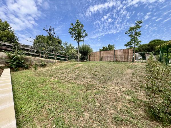 APPARTEMENT T3 AVEC GRAND JARDIN