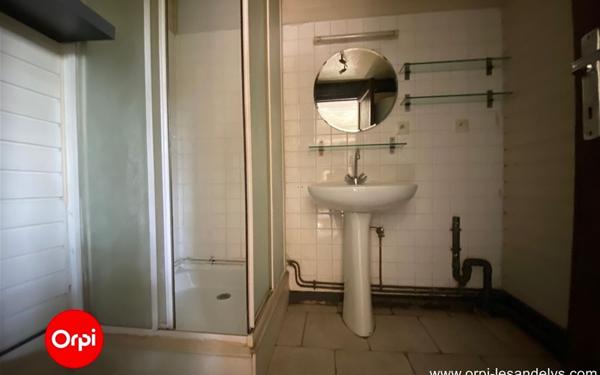 Maison à vendre    2 pièces •  Les Andelys