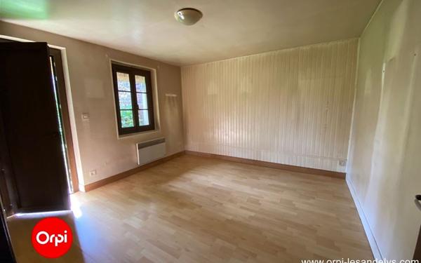 Maison à vendre    2 pièces •  Les Andelys