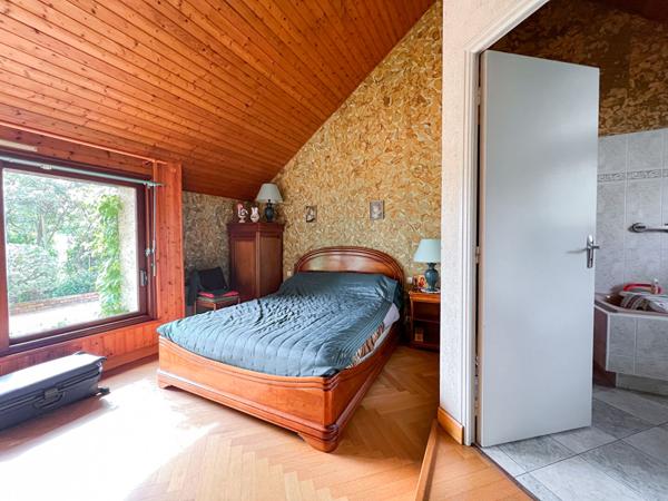 A Vendre Maison Angers - Secteur Roc Epine, 145 m2, 4 chambres, vie de plain-pied, jardin