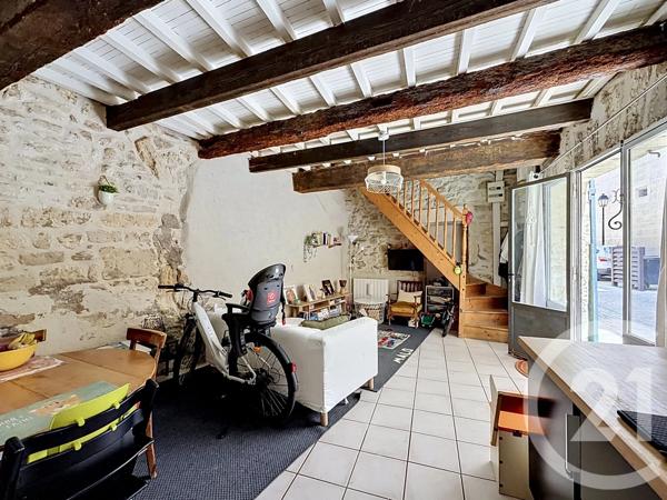 Appartement F2 Bis à vendre  3 pièces - 55,30 m 2   CASTRIES  - 34
