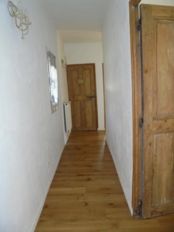 Barbentane (13570) BARBENTANE (13570) - MAS 270 M2 AVEC DEPENDANCE SUR GRAND TERRAIN 27000 M2