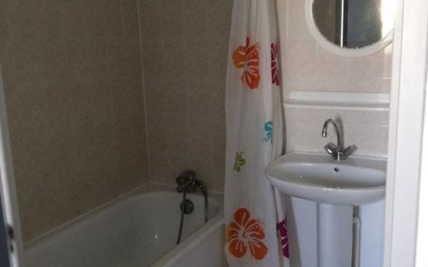 Appartement à louer    1 pièce • 21 m2 Nîmes