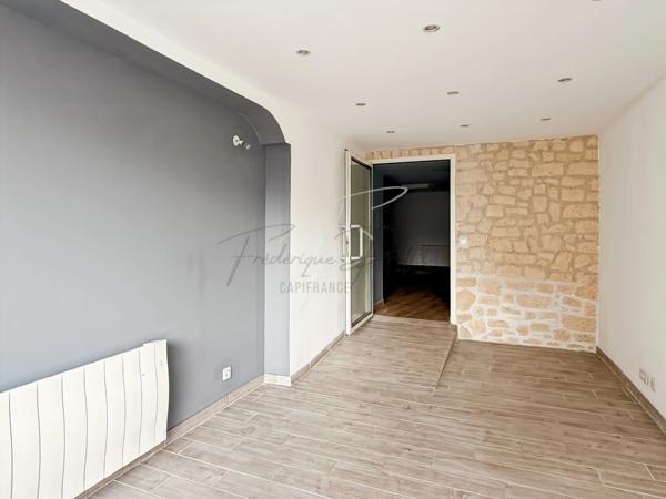 Local commercial avec studio attenant à vendre BERTHECOURT (60)