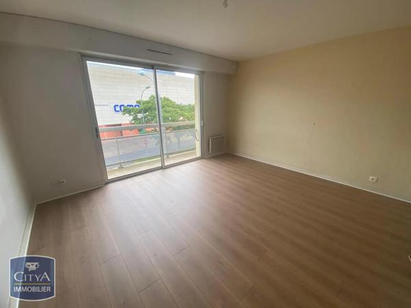 Appartement à louer 1 pièce 25.71m² Cholet (49300)