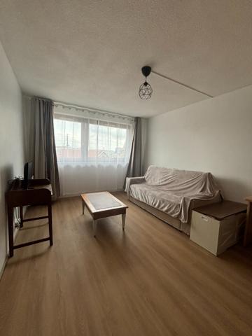 STUDIO MEUBLE ENTIEREMENT RENOVE