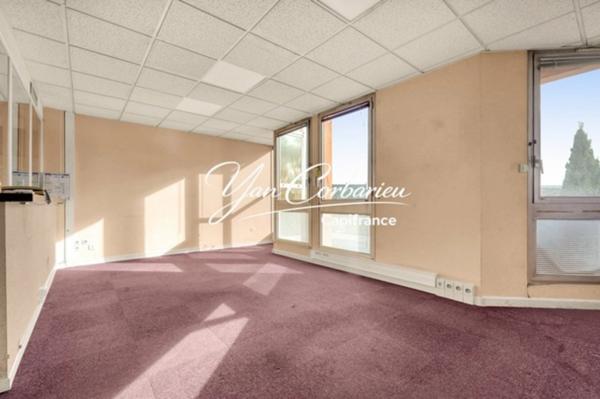 ESPACE PROFESSIONNEL LUMINEUX DE 177,95 M² AU CŒUR DU 31200 TOULOUSE, IDEAL POUR ACTIVITE TERTIAIRE OU PROFESSION LIBERALE