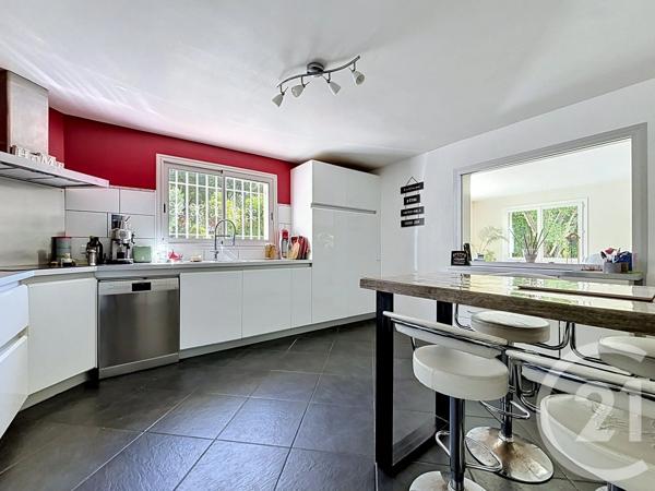 Maison à vendre  6 pièces - 180 m 2   LE CRES  - 34