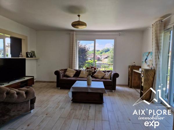 Maison T12 contemporaine de 265 m² sur parcelle de 1600 m² avec T3 indépendant