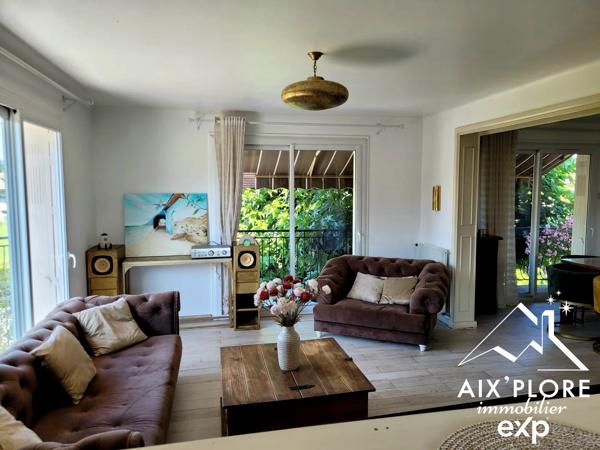 Maison T12 contemporaine de 265 m² sur parcelle de 1600 m² avec T3 indépendant