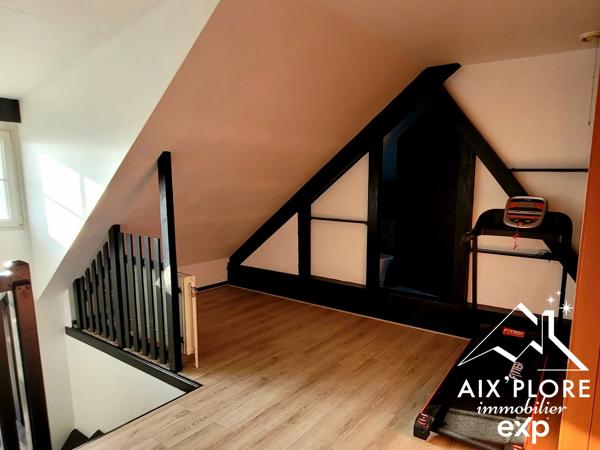 Maison T12 contemporaine de 265 m² sur parcelle de 1600 m² avec T3 indépendant