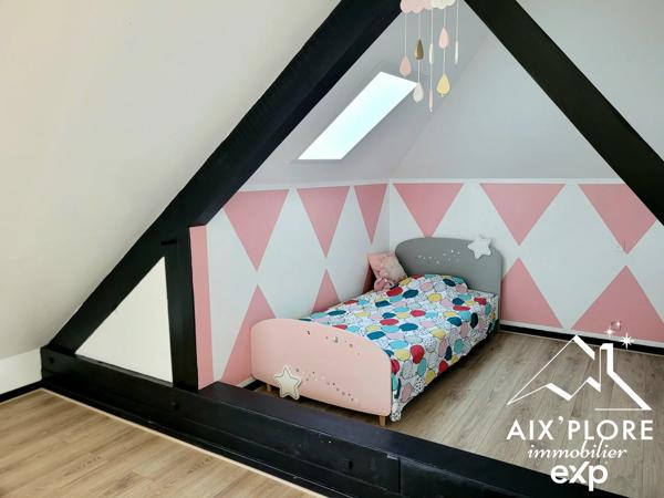 Maison T12 contemporaine de 265 m² sur parcelle de 1600 m² avec T3 indépendant